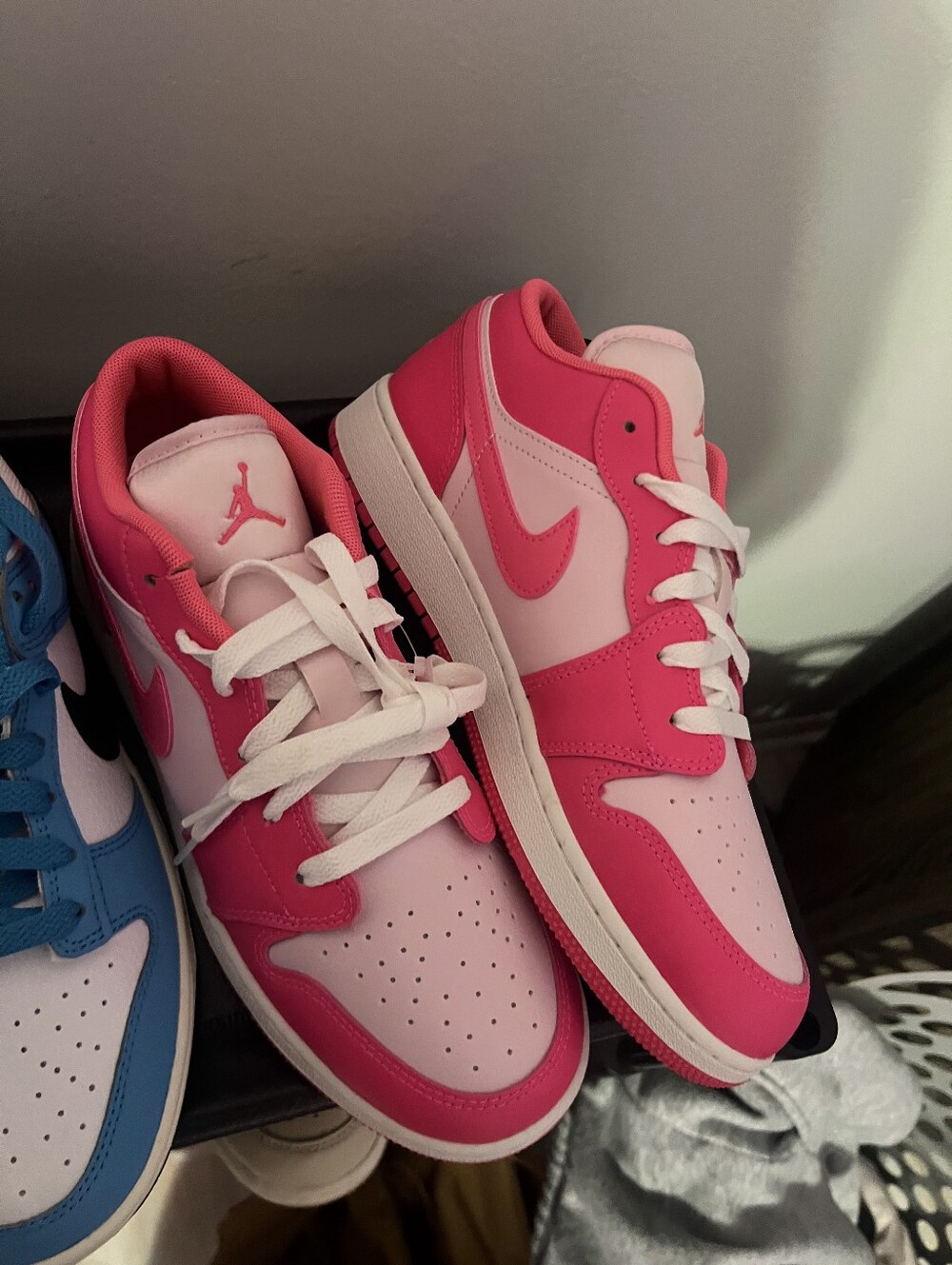 NWT Air Jordan 1 Valentines Day